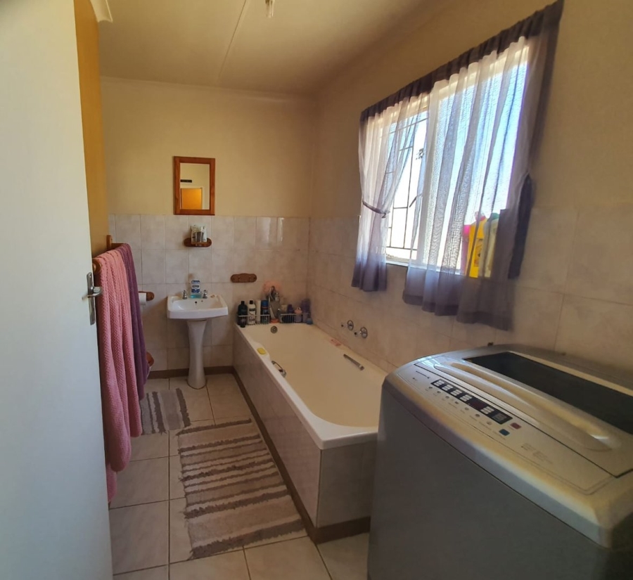 2 Bedroom Property for Sale in Gardeniapark Free State